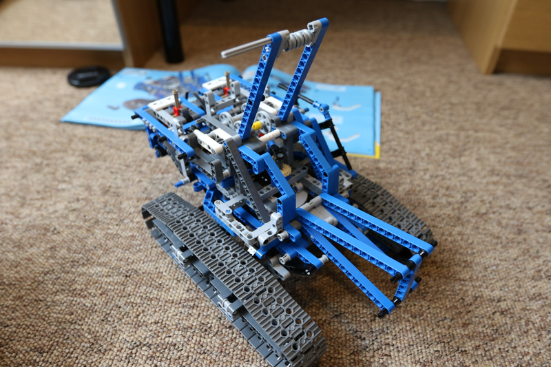 Illustration for article titled Lego Technic Crawler Crane: The Oppo Review
